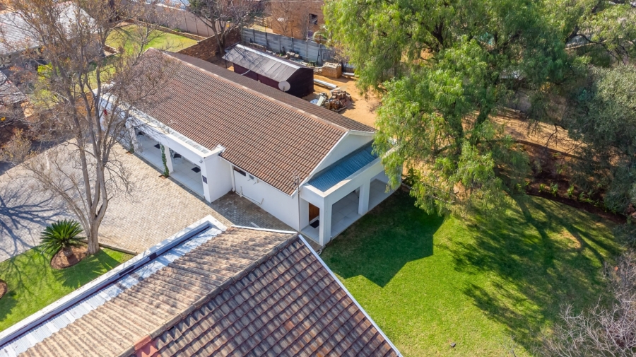 Commercial Property for Sale in Flamwood North West